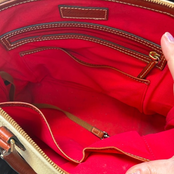 Dooney & Bourke Cream and Brown Satchel classic style - Picture 2 of 16